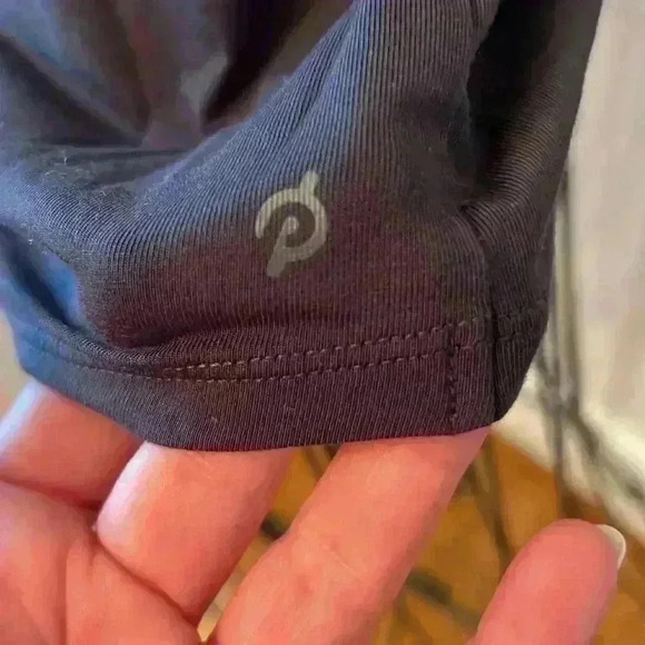 Peloton Tank- Sz XS - Picture 3 of 4